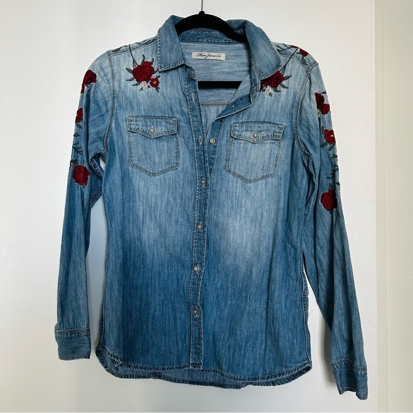 mavi jeans embroidered flowers buttown down shirt chambray - Picture 9 of 9
